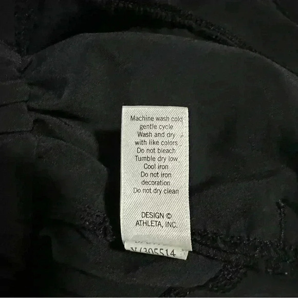 Athleta Running Shorts Style #983384 Women's XS - Picture 7 of 7